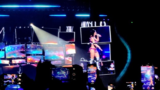 【KatyPerry】杭州场Day1 结尾曲Firework大合唱