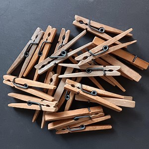 20-ct 4-coil Spring-loaded Vintage Wooden Clothes Pins, Hinged Alligator Clip - Hang Dry Laundry, Off-grid Living, Eco-friendly Air Drying - Etsy UK