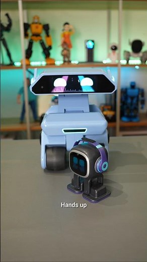 Two Cute AI Robots with Different Personalities 🤩 | Emo vs Yonbo 🤖