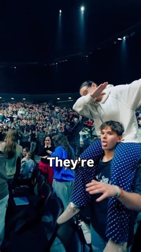 Why is no one Moving?#shorts