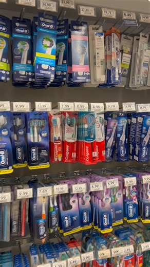 瘟 There are so many great toothbrushes out there... the important part is finding one you’ll actually use! And don’t forget our golden rule: brush for two minutes, twice a day, every day. #OralHealth #HealthySmile #DailyHabits #NationalBrushDay | Smiles by Holsinger & Higgins | Facebook