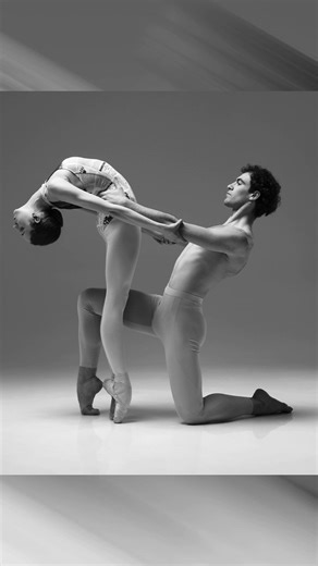 🇺🇦 Model poses for photoshoot📸 Ballet. Models Eugenia and Leonardo