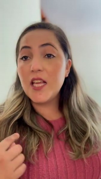 She disguised herself as an statue to find out who her husband was cheating on her with! | Excellent