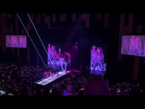 Shakira – She Wolf (LMYNL Tour Live in Miami, FL, 12-27-25) (HD, HQ AUDIO)