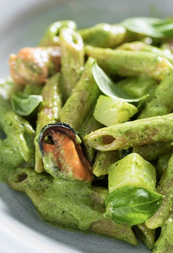 Ricetta deliziosa: Penne con cozze e pesto