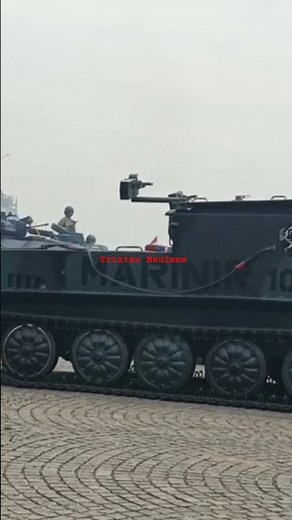 Tank Amfibi BTR-50 MARINIR TNI -AL