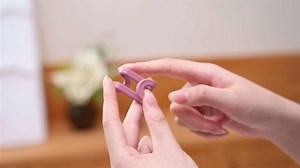 Unittype 100 Pcs Space Saving Hanger Hooks, Clothes Hanger Connector Hooks, Heavy Duty Space Saver Extender Clips for Closet Organizers (White)