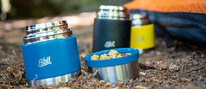 Balanced food on the rock: Thanks to Esbit thermal containers