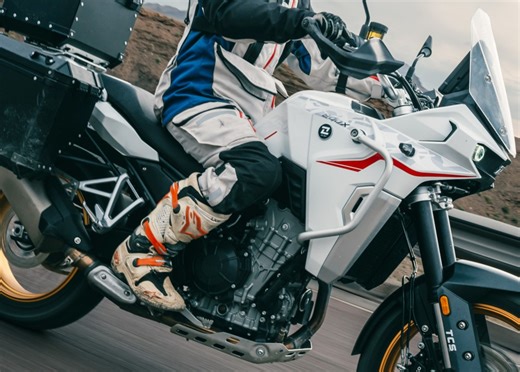 KOVE「800X TOURING」発売予定　フルパニア標準装備で即ツーリングへ | 【モトメガネ】バイク・オートバイ|自動車・クルマ|キャンプのニュース情報