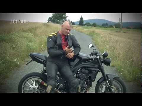 Triumph Speed Triple 1050