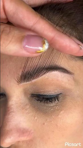 Fake eyebrows: The Best Easy Fix to Transform Your Look