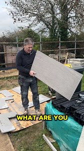 Let’s talk porcelain paving… ☕️🧱 Tiles crown. Tiles dish. Tiles hold water. Some will say “Just lay it in a three-quarter bond, mate, that’ll get you over the lipping.” Yeah… walking over it feels like climbing the Siberian Steps 🥶👣 The reality? With modern, large-format contemporary porcelain, the aim is a seamless finish. Smooth. Flat. A surface like a snooker table 🎱 You know the type… when Alex ‘Hurricane’ Higgins’ balls used to glide effortlessly across the table. (Well… his snooker bal