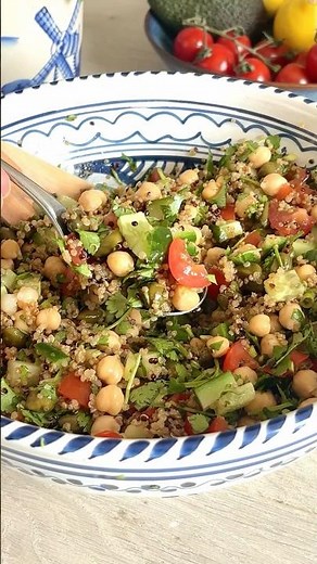 Quinoa Chickpea Salad