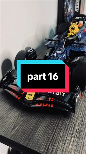 Building the Red Bull RB20 with LEGO Technic - Part 16