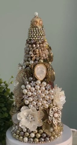 Jeweled Christmas Tree, Unique Gift, Timeless Beauty, Victorian, Vintage, Mother's Day - Etsy