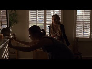 Labor Pains (2009): Suzi goes into labor before the interview