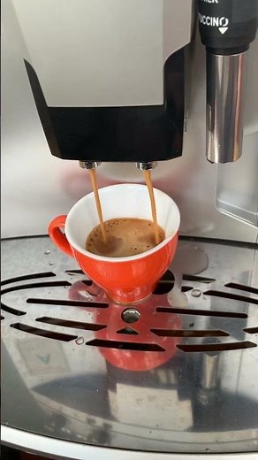 Máy pha cà phê 1 chạm – tiện nhưng có ngon?