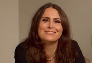 SHARON DEN ADEL Explains WITHIN TEMPTATION's Decision To Release 'Bleed Out' Album Independently