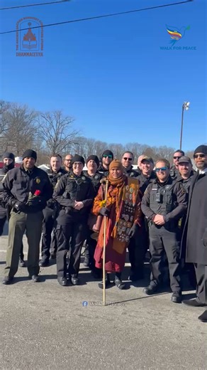 🙏 This morning, Bhikkhu Pannakara took a photo together with all the law enforcement officers who supported us today in Richmond, Virginia on Day 100 - 2/2/2026. We would like to extend our heartfelt gratitude to all law enforcement officers, police departments, sheriff's offices, state troopers, and first responders who have protected and supported us throughout this entire journey. Your dedication to our safety, your coordination, your kindness, and your professionalism have made this walk po