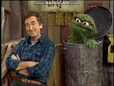 Classic Sesame Street - Bob and Oscar Opposite Hello - Goodbye (1986)