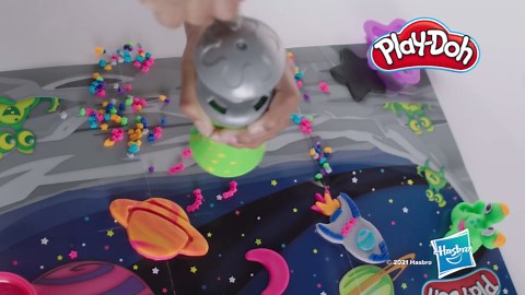Play-Doh Stars 'n Space Tool Kit Outer Space Toy for Kids 3 Years and Up with Playmat and 8 Non-Toxic Modeling Compound Colors