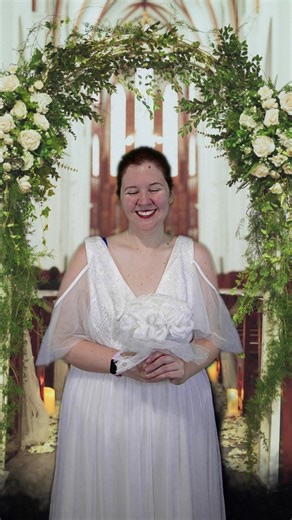 468K views · 31K reactions | When the mother of the bride isn't happy with how her daughter's hair came out... | Sarah Harlow | Facebook