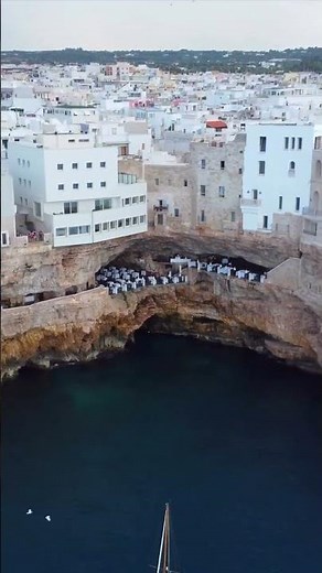 🍽️🌿 Ristorante Grotta Palazzese, Polignano a Mare #Puglia