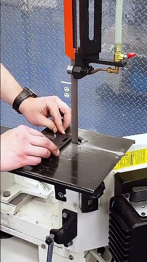 Horizontal Band Saw turns into Vertical Band Saw - PM-712G Band Saw