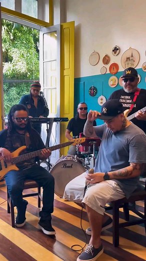 Lady - Wayne Wade by @bandareggaetown | Central Reggae