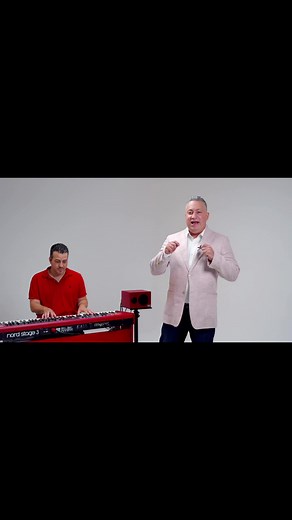 Comienzo de la gira nueva, cena, concierto con la banda en vivo presentado los nuevo en la hermosa ciudad de Berverly Hill, CA. 16 de febrero 2024 6/PM. Info. 787-704-8176. | SAMUEL HERNANDEZ