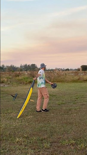 Hand Launch Perfection: F3K DLG Snipe!