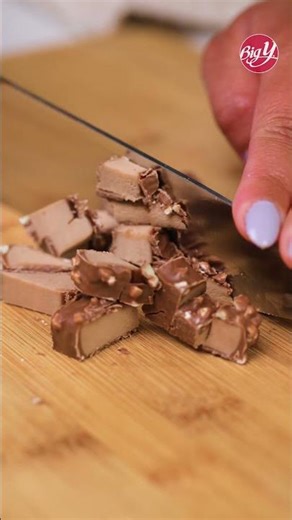 Cinnamon, Chocolate Pretzel & Cashew Protein Clusters