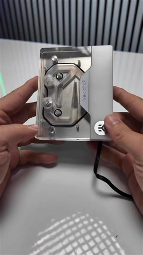 1K views | @wiredhardware gives some great advice on loop maintenance! 瘟 ✨Finish with EK Loop Cleaner & Super Flush kit to get your custom loop looking brand new 識 and ready for our new Space Black coolant 六‍ #watercooled #liquidcooling #watercooling #customloop #LMTEK | EK by LM TEK | Facebook