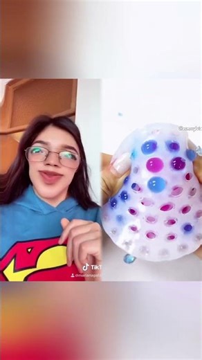 Somos Blattodeas, por cierto te dejo mi Instagram @palaciiosmariana 😊 #cucaracha #findelmundo