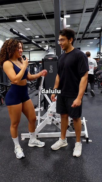 How to Approach Your Gym Crush Confidently