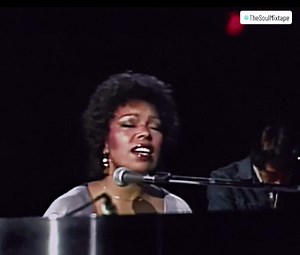 Roberta Flack 1973 Soul Music Performance