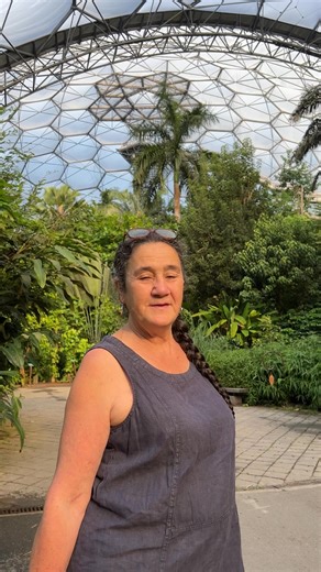 Have you been inside the UK’s biggest indoor rainforest?? 🌴 | Eden Project