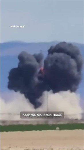 Two EA-18 fighter jets collide at Mountain Home airshow, pilots ejected safely