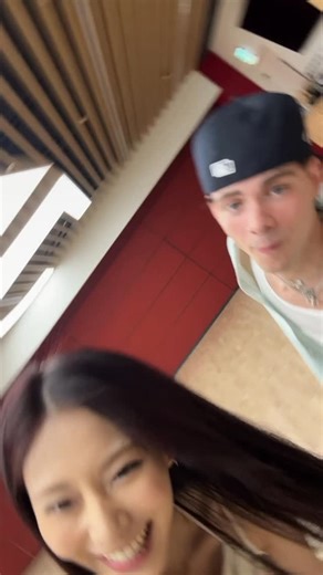 Corbyn Besson on Instagram: "phone had other plans 😩 ‘Blink’ with @thinkaboutzu out now ★"