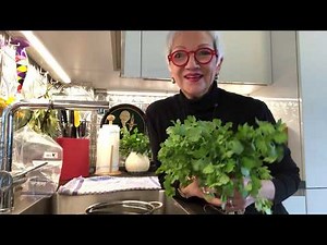 HOW TO: Clean & Store Cilantro