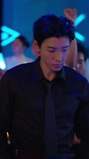 His eyes scream ‘how dare you!’💥#sdrb81 #flickreels #cdrama #drama