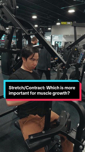 Genius Daily #9 - Stretching vs Contracting: Which is more important for muscle growth? The answer might surprise you. It's all about working *outside* the business for the most growth. #GymTips #MuscleGrowth #BusinessGrowth #Entrepreneurship
