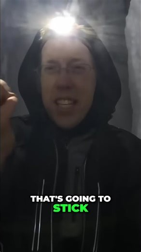 Snow Cave Safety: Choose the RIGHT Snow to Avoid Collapse! #shorts