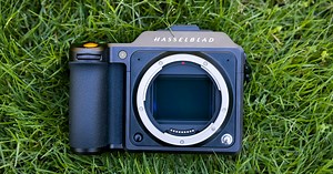 Hasselblad X2D Gets Focus Bracketing, Touch AF, Focus Peaking, And More