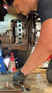 BPW system😁👌🏻 #bpw #truckservice #brakes | TIRMechanic