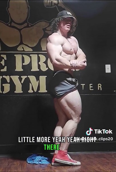 Sam Sulek's Posing Secrets: Achieve That 'Pop' 🔥
