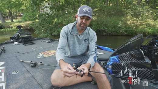Wired2Fish on Instagram: "Buzzbait Tips: How to Rig a Trailer Hook @bassproshops @thezoombaitcompany @hayabusa.fishing @caseyscanlonfishing"