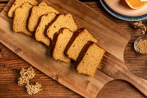 Bizcocho de calabaza sin azúcar, un capricho saludable para disfrutar sin remordimientos (receta con vídeo incluido)