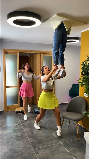 Wait for it… the ceiling surprise 😂