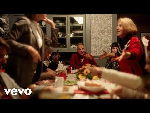 Matthew West - Dysfunctional Family Christmas (Music Video)
